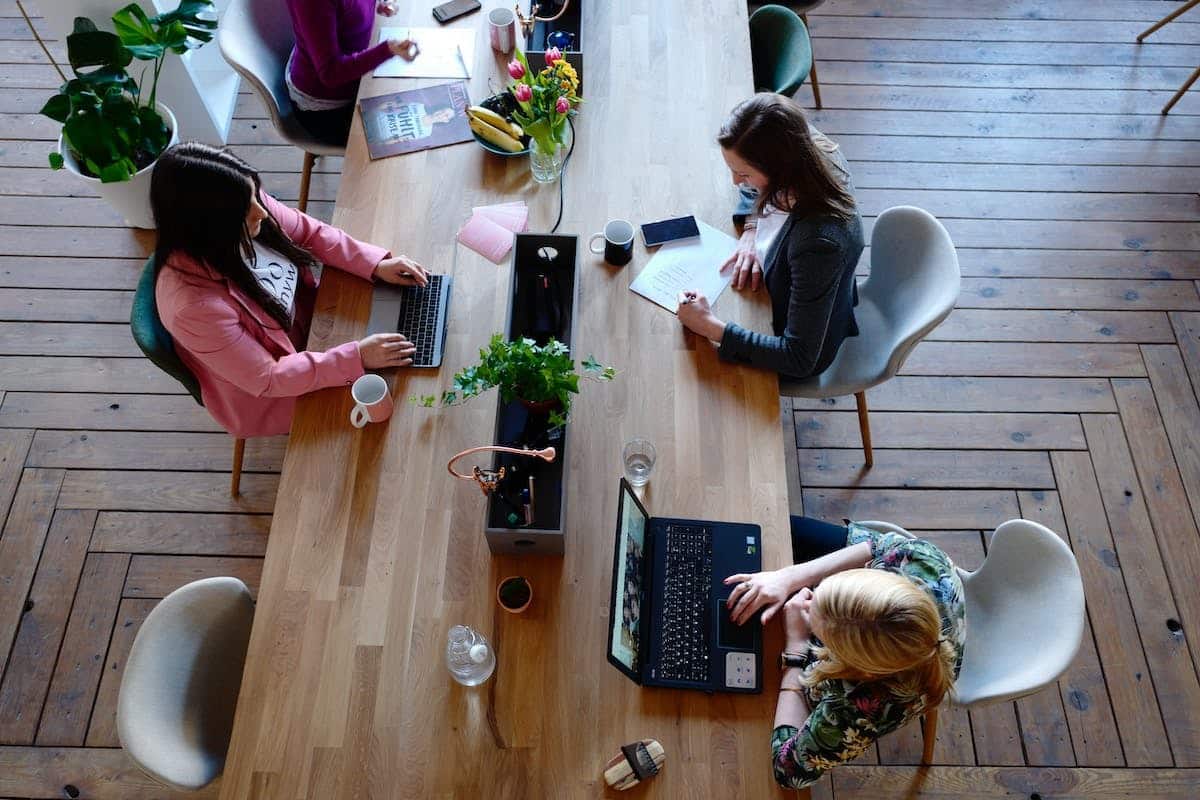 Décryptage de l’inclusivité dans les Fintech : Un chemin vers la démocratisation des services financiers grâce aux nouvelles technologies
