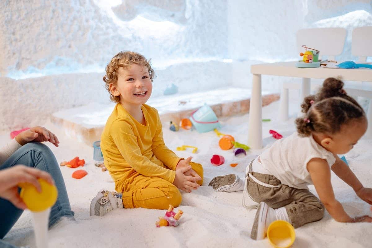 Développement de la motricité libre chez le bébé : méthodes efficaces et conseils pratiques inédits