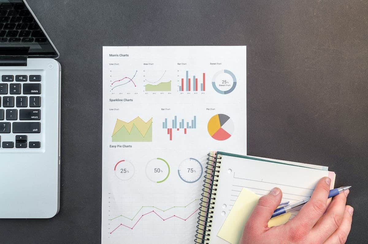 Exploration détaillée des avantages et désavantages de l’investissement locatif : un éclairage informatique